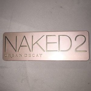 Urban Decay Naked 2 eyeshadow palette
